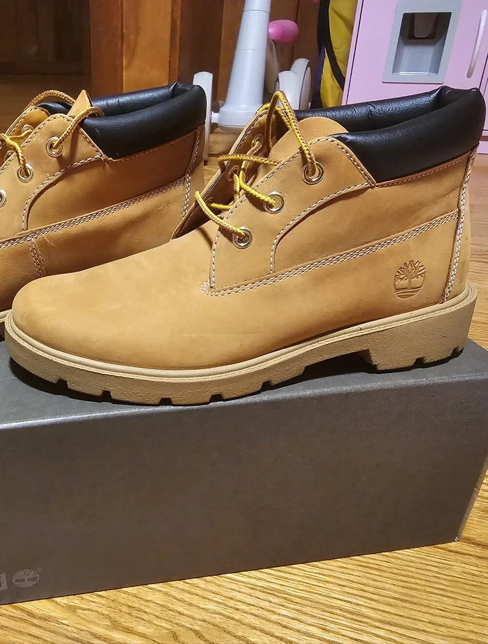 Wheat Chukka Timberlands- JUNIOR'S Size 4